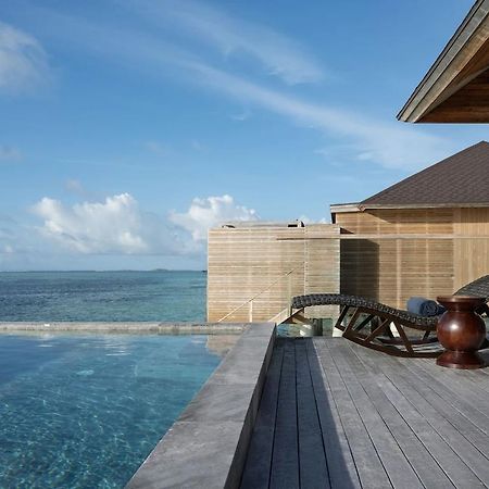 Madifushi Private Island Hotel Meemu Atoll Exterior photo