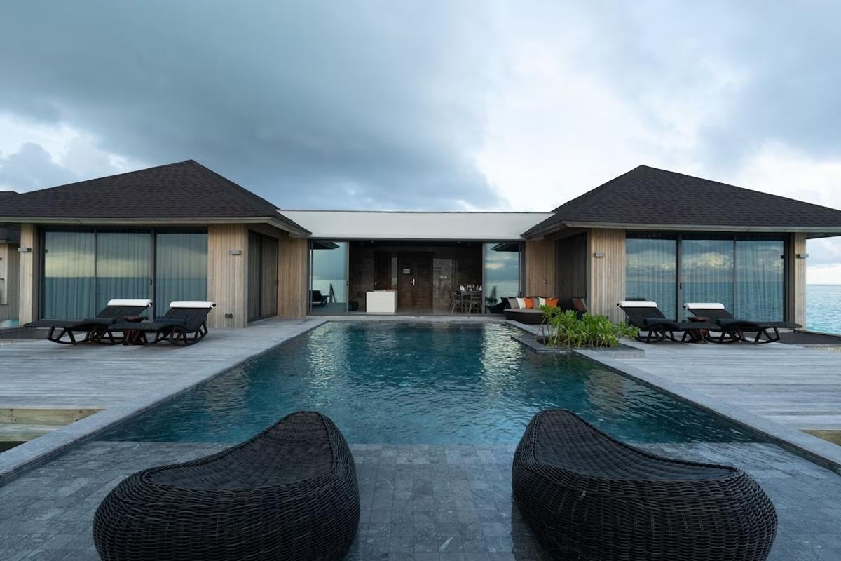 Madifushi Private Island Hotel Meemu Atoll Exterior photo